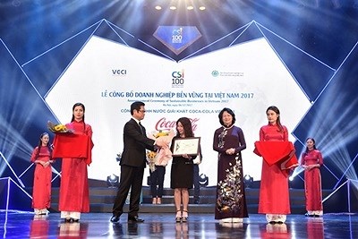 Coca - Cola Việt Nam được vinh danh trong top 10 doanh nghiệp bền vững năm 2017