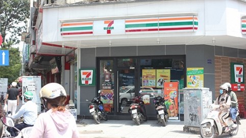 Cơm nấu sẵn, mỳ không đũa, bắp luộc nguội - Chiến lược 