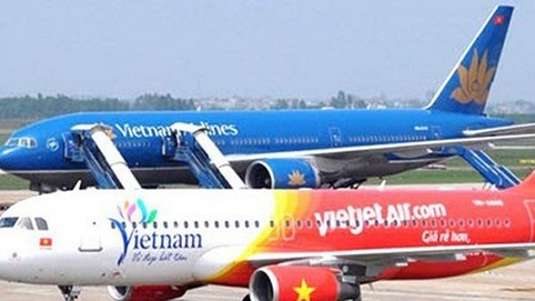 Cùng chịu cảnh giá nhiên liệu tăng vọt, tại sao lợi nhuận Vietjet Air vẫn tăng 60% trong khi Vietnam Airlines giảm 65%?