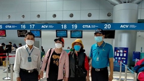 Vietnam Airlines vận chuyển miễn phí gần 600 khách hết hạn cách ly