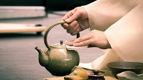 Ngày Phụ nữ Việt Nam 20/10: Bài hát ấy vẫn còn nguyên ở đó…