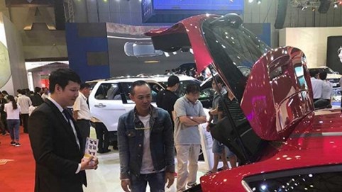 Lo xe hơi ngoại ‘đè bẹp’ ô tô lắp ráp tại Việt Nam