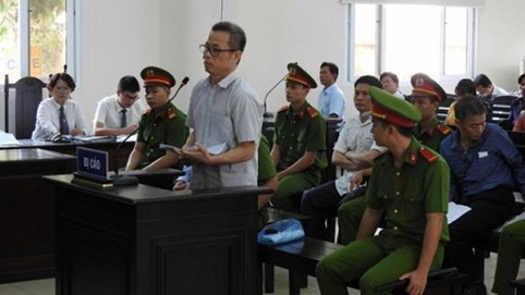 Ủy ban Kiểm tra Trung ương 'vào cuộc' vụ cựu Bí thư Bến Cát