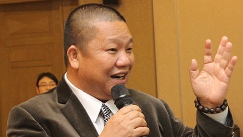 Đại gia Lê Phước Vũ xuống núi, HSG vật vã thoát đáy