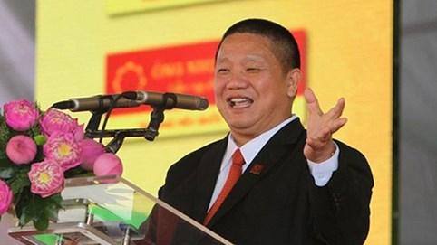 Đang tĩnh tâm trên núi, ông Lê Phước Vũ vẫn tham dự hơn trăm cuộc họp HĐQT năm 2018