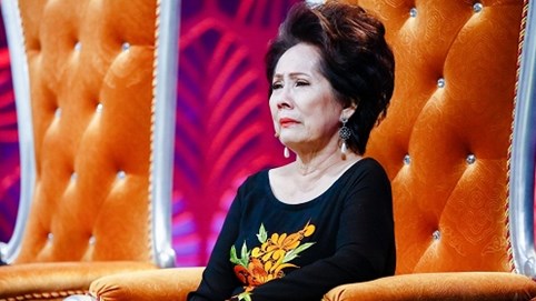 Danh ca Phương Dung khóc nấc khi xem lại mối tình cay đắng của nhạc sĩ Anh Bằng và cô bạn thân