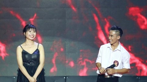 Danh hài Vân Sơn và Hoàng Rapper 