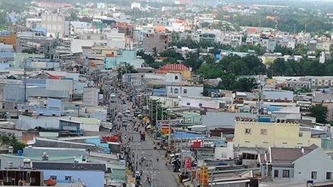 Đất hỗn hợp: Chưa biết khi nào cho xây nhà chính thức