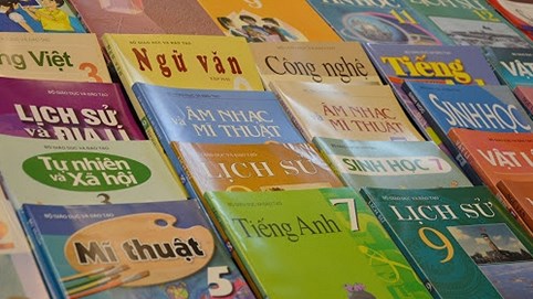 Đề xuất định giá tối đa với sách giáo khoa