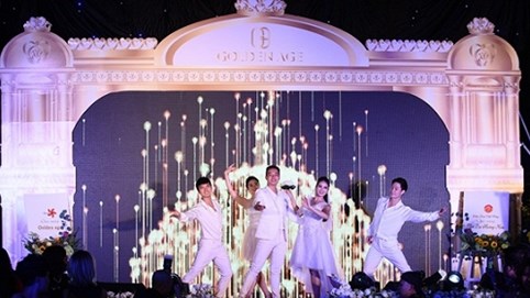 Đêm tiệc Thời đại Hoàng Kim quy tụ dàn Hoa hậu, nghệ sĩ, doanh nhân danh tiếng