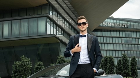 DEZI: Lịch lãm thời trang Ý