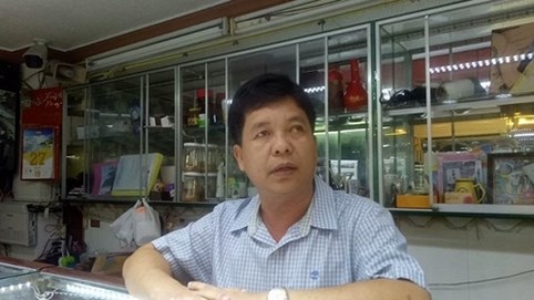 Chủ tiệm vàng nói gì về việc bị sung công 20 viên kim cương