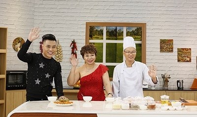 Lê Dương Bảo Lâm lộ tính ham ăn khi tham gia 