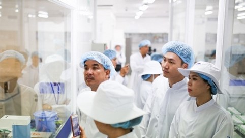 Diễn viên Mạnh Trường: 