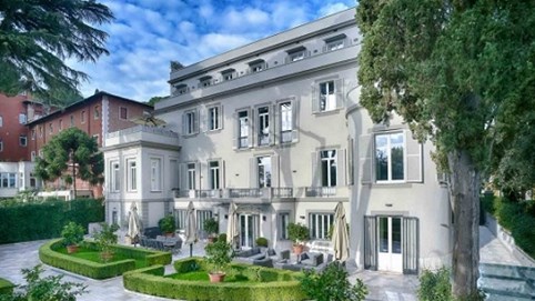 Dinh thự vương giả ở thành phố vĩnh hằng