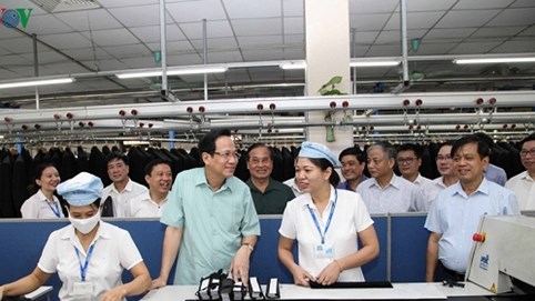 Doanh nghiệp nói đề xuất giảm giờ làm còn 44 giờ/tuần chưa phù hợp