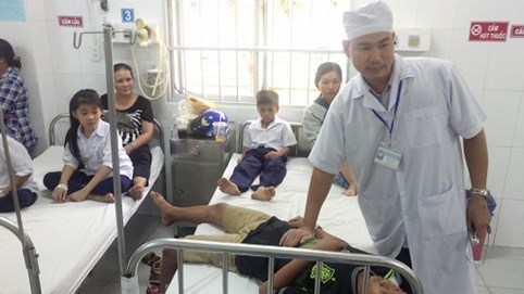 Cần Thơ tạm ngừng chương trình phát sữa cho học sinh