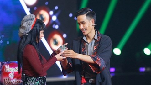 Đưa khoa học vào ảo thuật, chàng kỹ thuật viên Nano Phan Bá Tuấn chinh phục giám khảo 