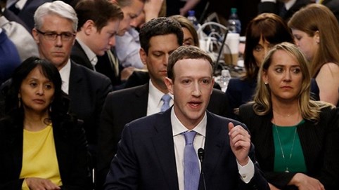 Rơi 16 bậc xếp hạng tín nhiệm trong 1 năm: Nhân viên Facebook ngày bất mãn với Mark Zuckerberg