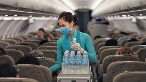 Lãnh đạo Vietnam Airlines: Tháng 8 có thể hết tiền