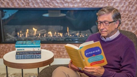 Bill Gates công bố 5 quyển sách giúp ngủ ngon hơn: Không chỉ có sách kinh doanh hay self-help đâu nhé
