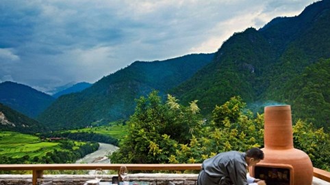 Khám phá xứ sở bình yên Bhutan - đất nước hạnh phúc nhất thế giới