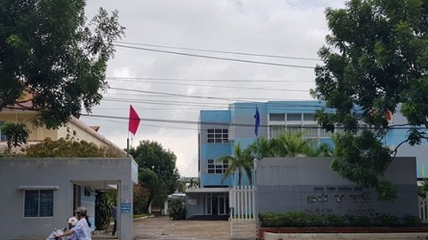 Cách ly 1 nữ tiếp viên hàng không nghi nhiễm virus corona