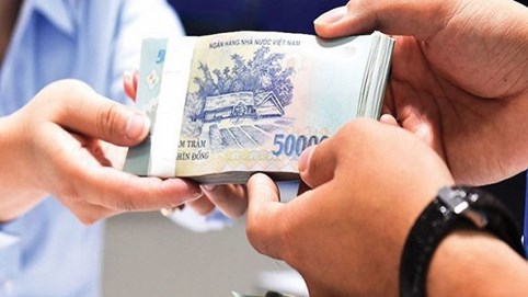 Cuối năm các ngân hàng đua nhau giảm lãi suất tiền gửi