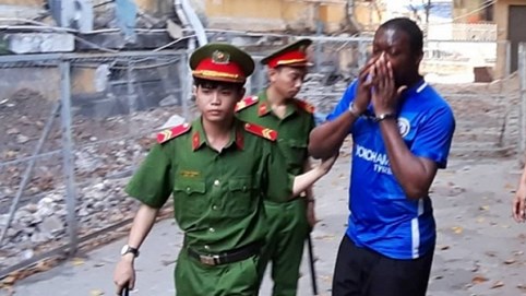 Người nước ngoài thuê hai phụ nữ làm giám đốc 15 công ty chiếm đoạt hàng tỉ đồng