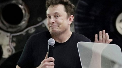 Elon Musk: “Apple không còn khiến mọi người sững sờ nữa”