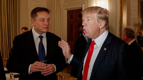 Để hồi sinh nền kinh tế Mỹ, tổng thống Donald Trump phải nhờ đến sự trợ giúp của những 