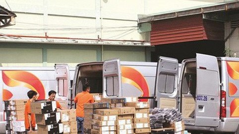 Digiworld đã chiếm 8% thị phần phân phối smartphone, lợi nhuận 6 tháng ước tăng 41%