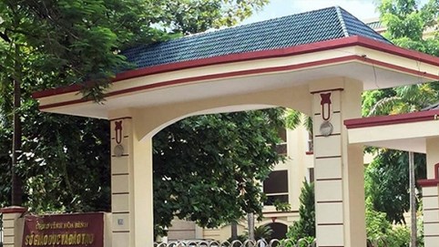 Gian lận thi cử tại Hòa Bình: Có thể chuyển sang tội ‘Nhận hối lộ’