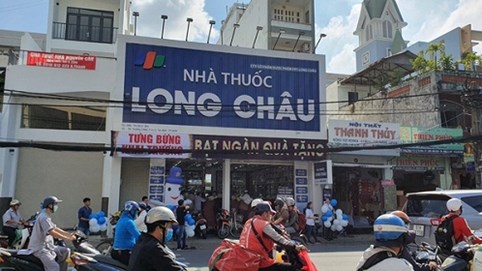 Khi Thế Giới Di Động đi theo bách hoá, FPT Shop tuyên bố kiên định với dược phẩm