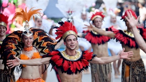 Kỷ niệm “20 năm Thành phố Vì hòa bình”, Sun World đưa Carnival sôi động về Hà Nội