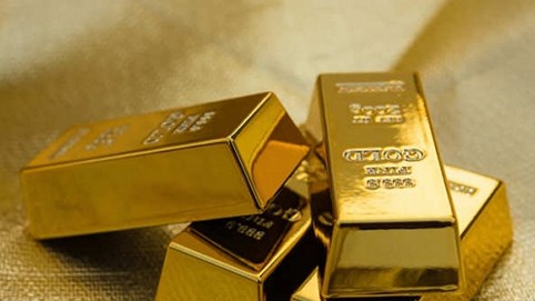 17/4: Vàng trong nước tiếp tục giảm, USD neo cao