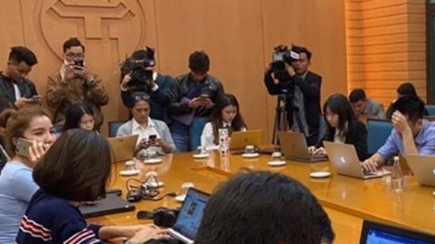 Cách ly bố của nữ bệnh nhân thứ 17 dương tính Covid-19 tại Việt Nam