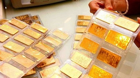 Giá vàng hôm nay 25/9: Vàng tăng thẳng đứng, giữ vững trên đỉnh cao