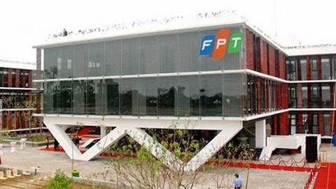 FPT lãi 2.659 tỷ đồng sau 10 tháng, tăng trưởng 19%
