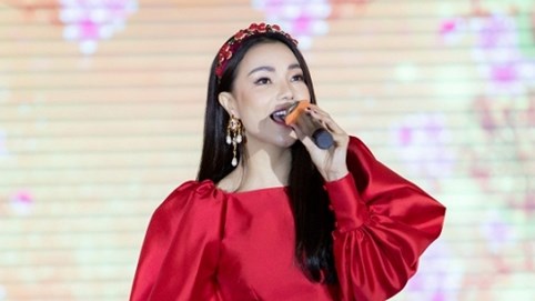 Gặp sự cố âm thanh khi biểu diễn, Trà Ngọc Hằng 