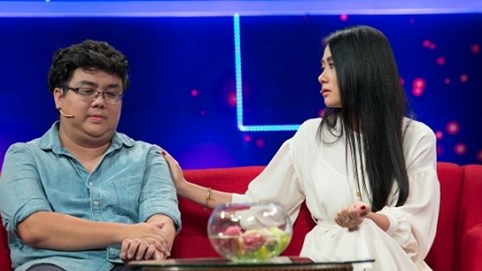 Gia Bảo thừa nhận bản thân quá tệ, từng đạp thẳng vợ vì mang giày sai cho mình