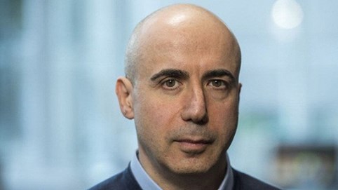 Giá cổ phiếu Xiaomi giảm 43% nhưng nhà đầu tư người Nga này vẫn hốt bạc