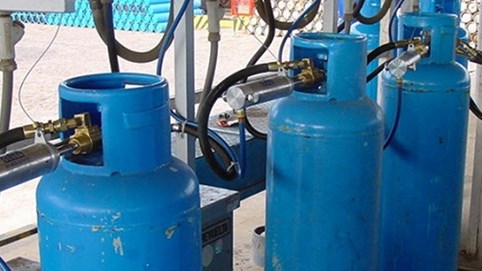 Giá gas tăng điên cuồng, sau 4 tháng tăng 50.000 đồng/bình 12kg