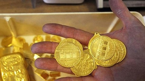 Giá vàng hôm nay 14/9: Chỉ một câu nói của Tổng thống Mỹ, giá vàng cắm đầu đi xuống