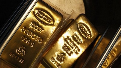 Giá vàng hôm nay 15/8: Lao dốc không có điểm dừng