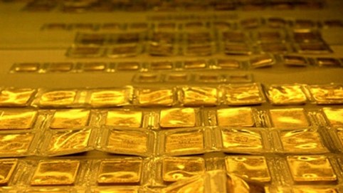 Giá vàng hôm nay 16/10: Tăng vọt sau chuỗi ngày bán tháo