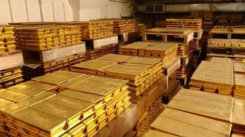 Giá vàng hôm nay 25/10: Thị trường trong nước đi ngang