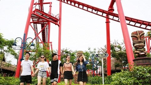 Giá vé vui chơi Dragon Park giảm tới 75%, chỉ còn 50.000 đồng