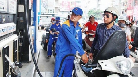Giá xăng có thể tăng nhẹ từ ngày mai