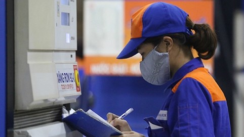 Giá xăng có thể tiếp tục tăng mạnh vào ngày mai